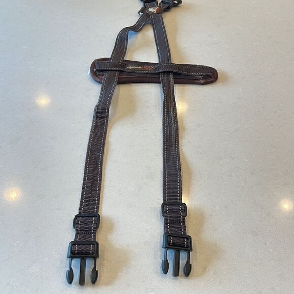 EZY dog chest harness they work really well. Slightly worn see pictures. - Picture 2 of 7